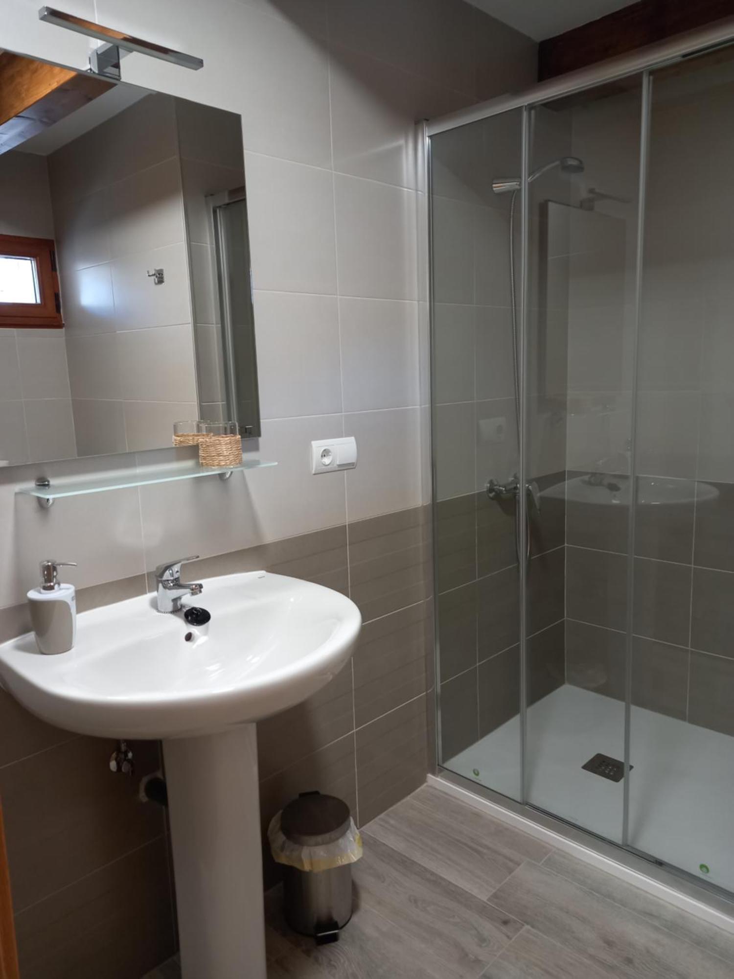 Hotel Rural Virgen Del Carmen Molinaseca Bagian luar foto