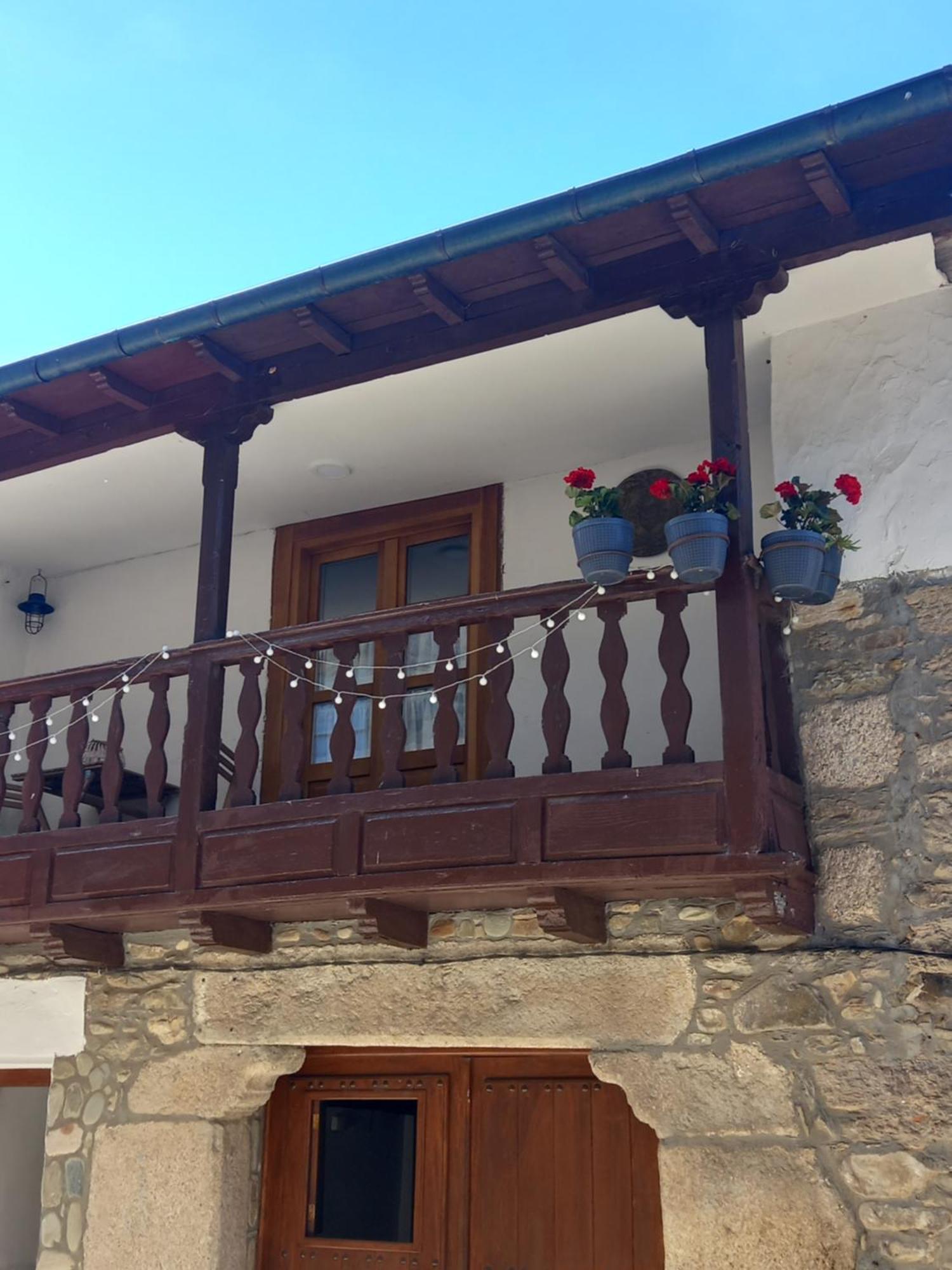 Hotel Rural Virgen Del Carmen Molinaseca Bagian luar foto